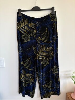 Chico's Wide Leg Floral Pants
